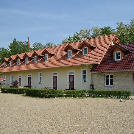 Stara Fara Hotel Chržín Bagian luar foto